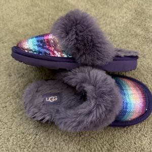 UGG Kids K Cozy Mirror Ball Slipper size 13